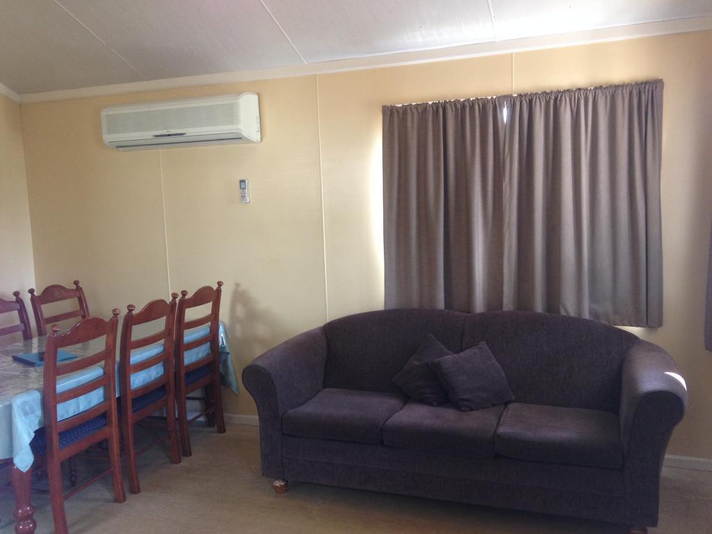 Pinjarra Caravan Park And Cabins Phòng bức ảnh