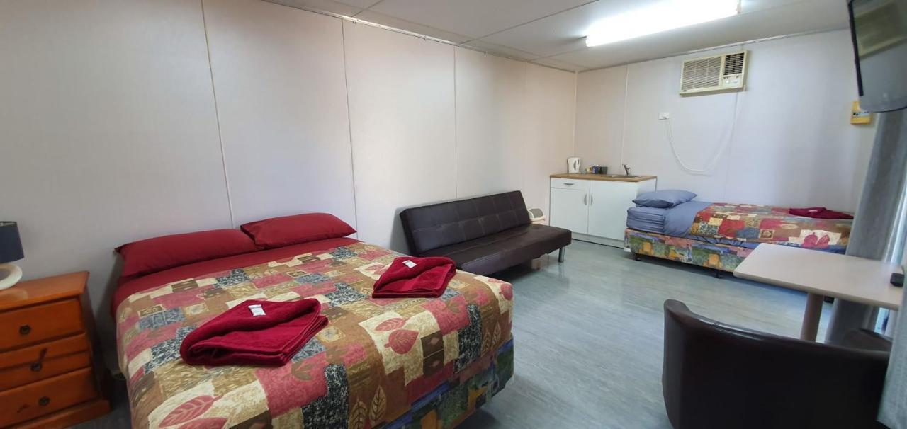 Pinjarra Caravan Park And Cabins Ngoại thất bức ảnh